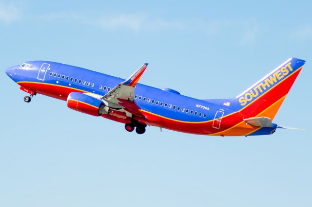 Boeing 737-700 (N7736A) - Getting up into the wild blue yonder goes this Southwest jet