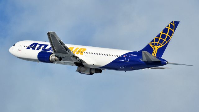 BOEING 767-300 (N640GT)