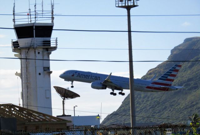 Boeing 757-200 (N193AN)