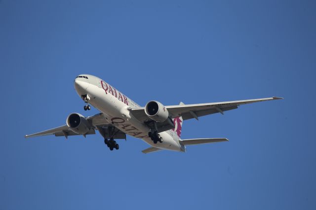 BOEING 777-200LR (A7-BBG)