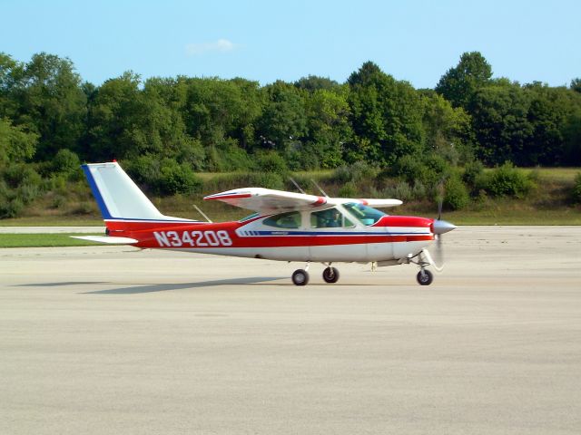 Cessna Cardinal (N34208)