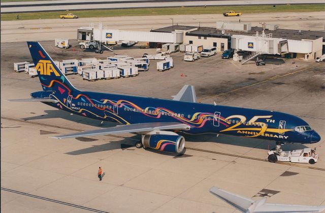 Boeing 757-200 (N520AT)