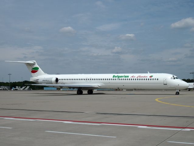 McDonnell Douglas MD-82 (LZ-LDU)