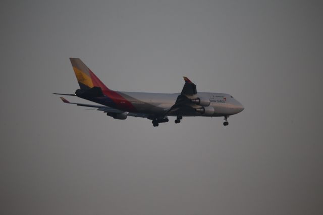 Boeing 747-400 (HL7412)