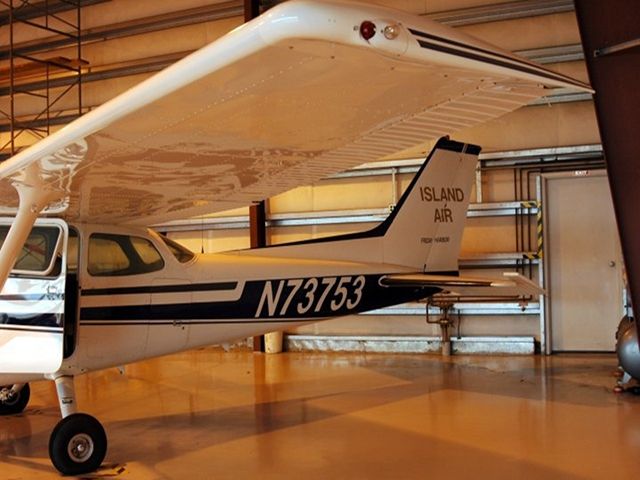 Cessna Skyhawk (N73753)