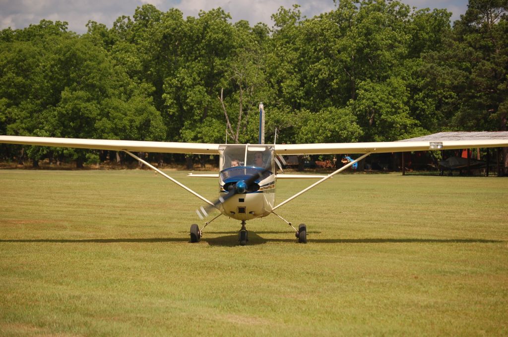 Cessna Skyhawk (N4167F)