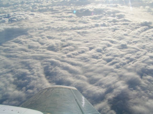 Piper PA-44 Seminole (C-GLKT) - LOOKING DOWN ON CCZ3 FROM 12000.