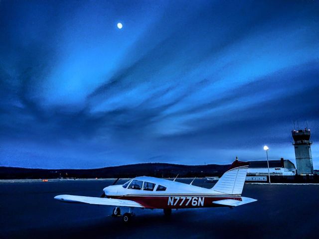 Piper Cherokee (N7776N) - Connecticut Flight Club 