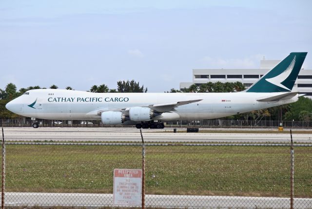 BOEING 747-8 (B-LJN)