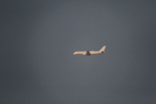 Boeing 757-200 (CNV4484) - APPROACH 36 KNZY