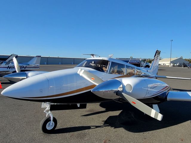 Piper PA-30 Twin Comanche (N8764Y) - On the Ramp at KHWD