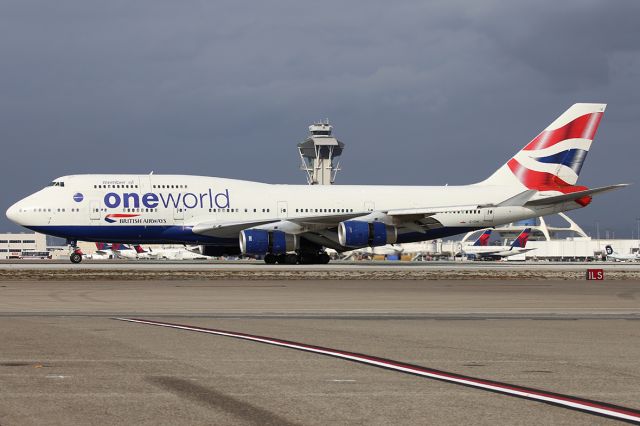 Boeing 747-400 (G-CIVI) - Taxiing after landing.