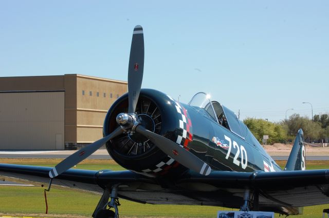 North American T-6 Texan (N202LD)