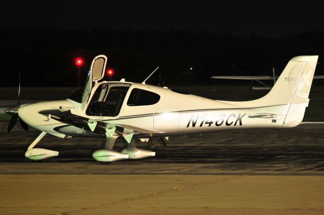 Cirrus SR-22 (N146CK) - Seen at KFDK on 9/9/2009.