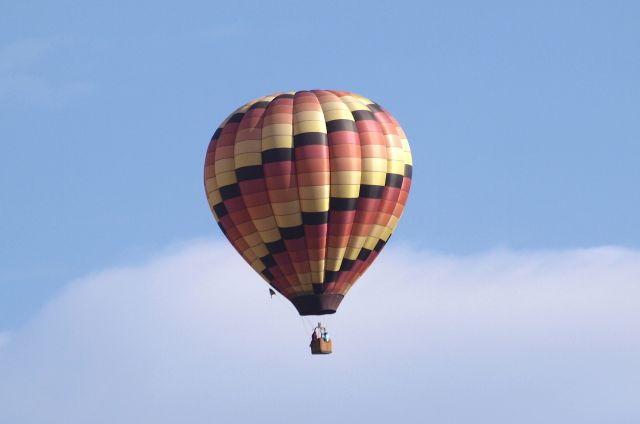 Unknown/Generic Balloon — - Floating over balmy Illinois
