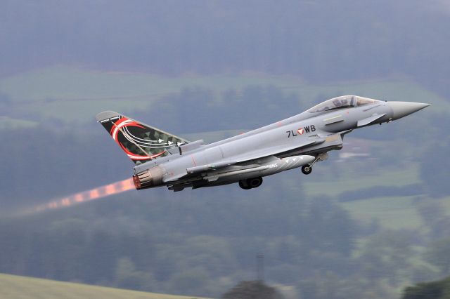 EUROFIGHTER Typhoon (7LWB)