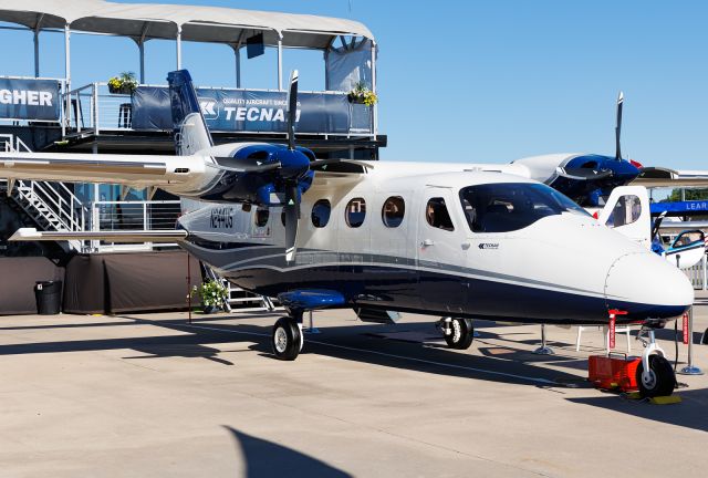TECNAM P-2012 Traveller (N244US)