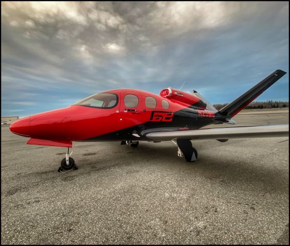 Cirrus Vision SF50 (N25MG)