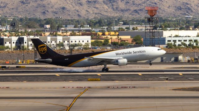 Airbus A300F4-600 (N134UP) - UPS A300-600 landing at PHX on 7/1/22. Taken with a Canon 850D and Rokinon 135mm f/2 lens. 