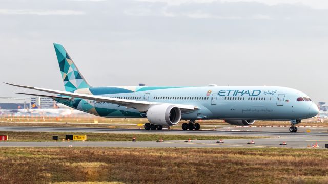 BOEING 787-10 Dreamliner (A6-BMH)