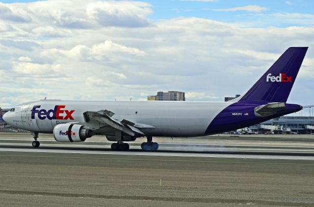 N683FE — - N683FE %09 1999 Airbus A300F4-605R C/N 0801 "Xenophon"    Las Vegas - McCarran International (LAS / KLAS)  USA - Nevada, May 19, 2011  Photo: Tomás Del Coro