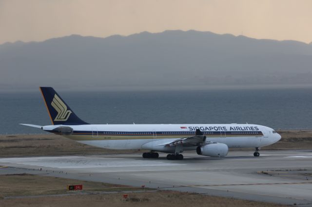 Airbus A330-300 (9V-STD)