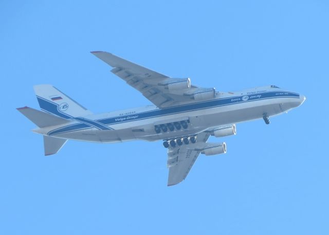 Antonov An-124 Ruslan (RA-82044) - Going over Cherry Hill, NJ en-route to PHL
