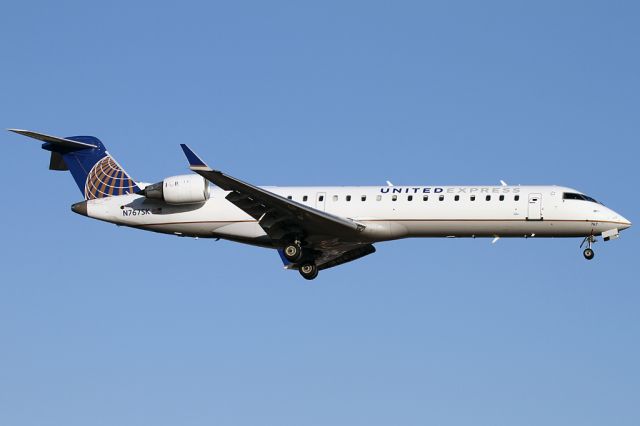 Canadair Regional Jet CRJ-700 (N767SK)