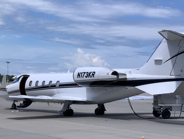 Learjet 60 (N173KR) - PEG73