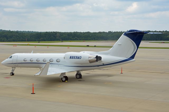 Gulfstream Aerospace Gulfstream IV (N869MD)