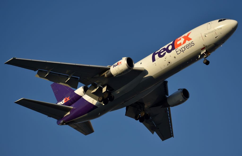 McDonnell Douglas DC-10 (N566FE) - Built in 1979 and still going strong.