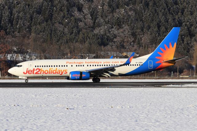 Boeing 737-800 (G-JZBH)