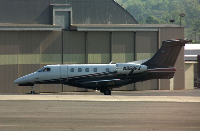 Embraer Phenom 300 (N359FX)