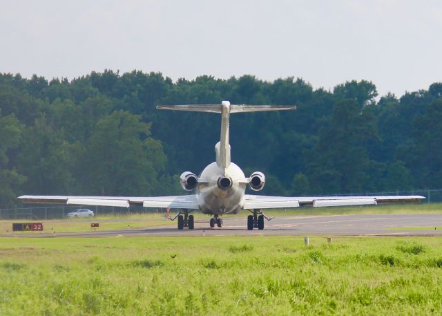 BOEING 727-200 (N209TR) - At Shreveport Regional.