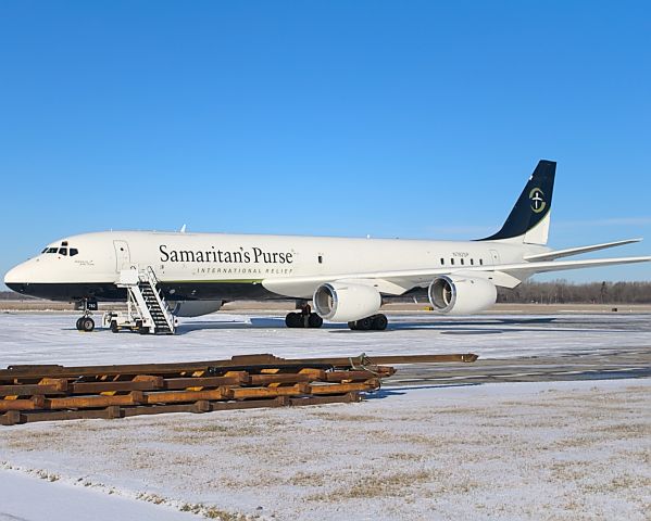 McDonnell Douglas DC-8-70 (N782SP) - N782SP. The beautiful Samaritans Purse DC-8-72F basking in the morning snow, after coming in from Greensboro. Picked up some papers from the FAA/FSDO building and did some Kai-Tak style approaches later in the afternoon for pilot certification.br /br /01/27/2021