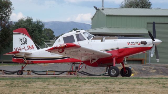 AIR TRACTOR Fire Boss (VH-LIM)