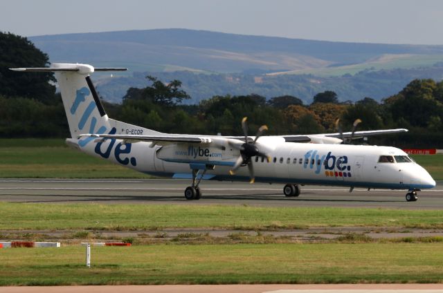 de Havilland Dash 8-400 (G-ECOR)