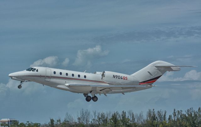 Cessna Citation X (N904QS)