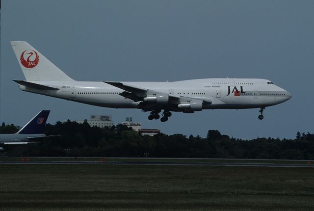 BOEING 747-300 (JA8163) - Short Final at Narita Intl Airport Rwy16 on 1993/05/04