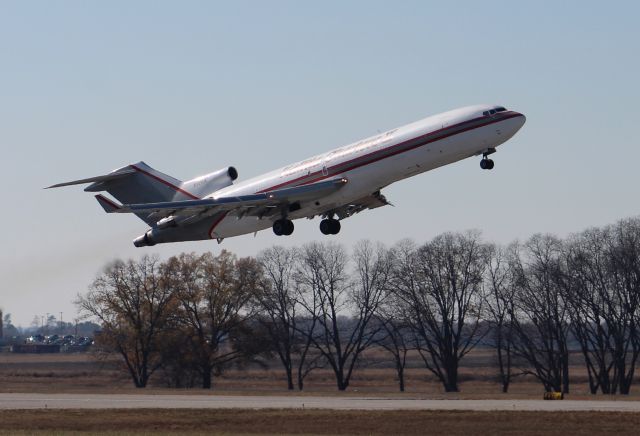 BOEING 727-200 (N729CK) - A Boeing 727-200 departing Runway 36R at Carl T. Jones Field, Huntsville International Airport, AL - December 9, 2016.