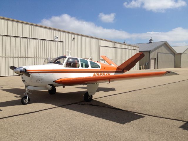 Beechcraft 35 Bonanza (N8504M)