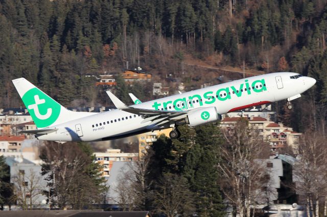 Boeing 737-800 (PH-HXD)