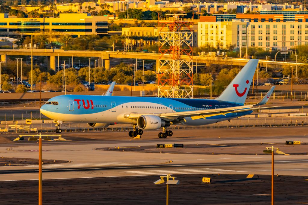 BOEING 767-300 (PH-OYI) - A TUI 767-300 landing at PHX on 2/19/23. Taken with a Canon T7 and Tamron 70-200 G2 lens.