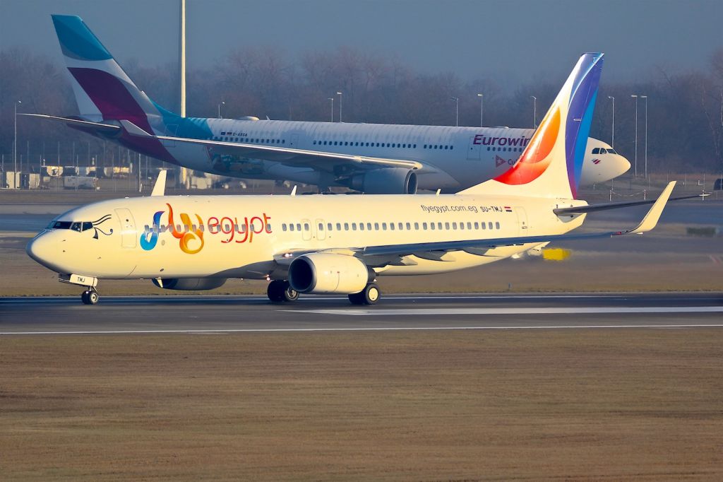 Boeing 737-800 (SU-TMJ)
