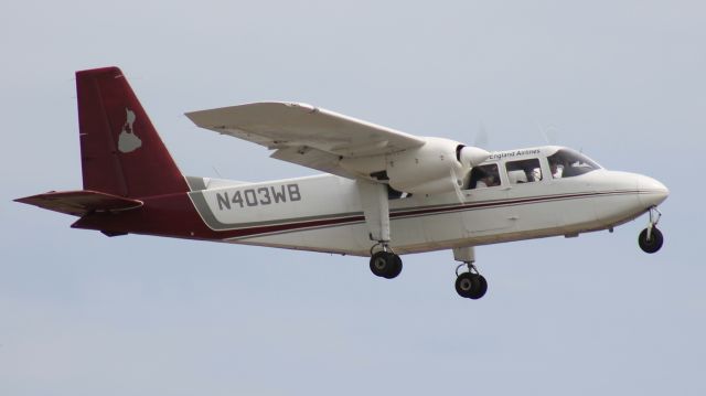 ROMAERO Islander (N403WB)