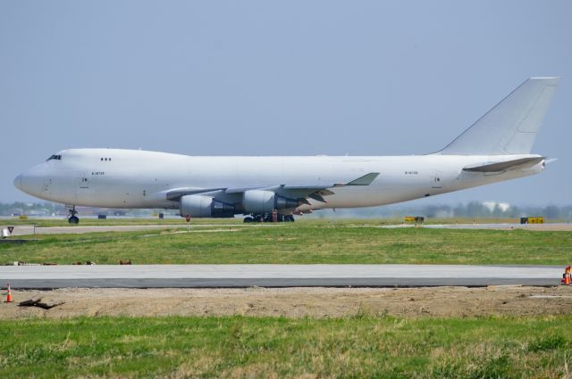 Boeing 747-400 (B-18722) - China Air Cargo - B747-400 - B-18722 - Departing KDFW 06/26/2013 - "Ghost Plane"