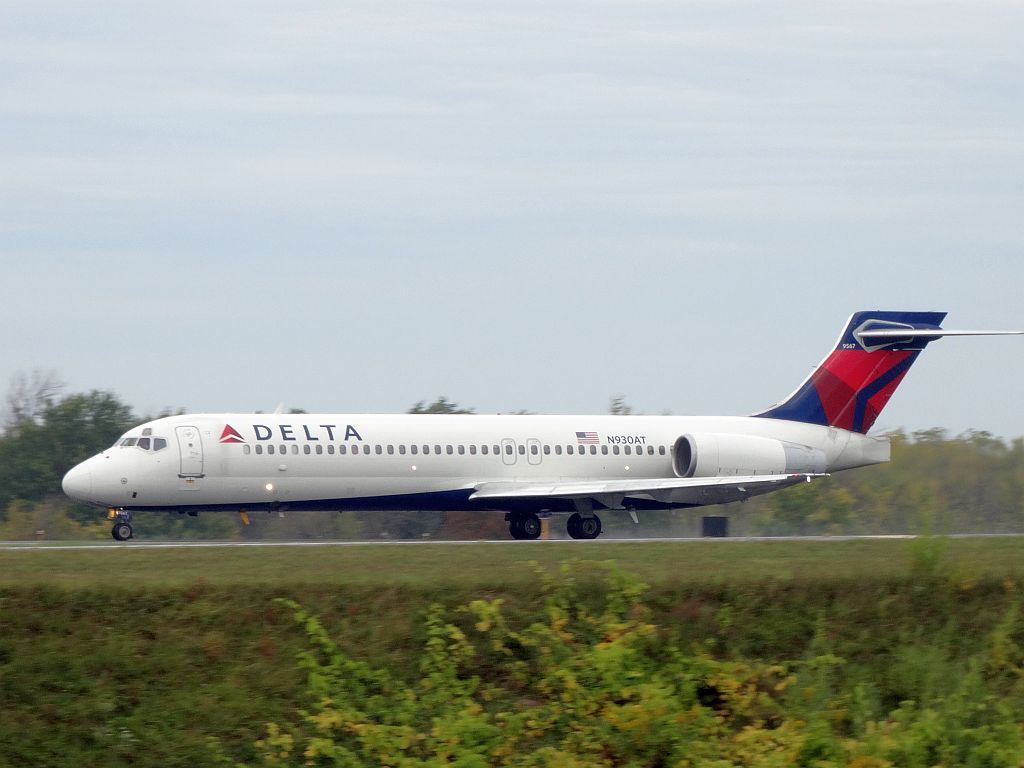 Boeing 717-200 (N930AT)