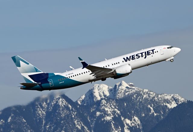 Boeing 737 MAX 8 (C-GFVE)