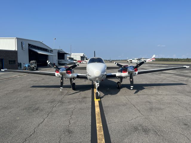 Beechcraft Baron (58) (N595CF) - Emerald Coast Aviation 