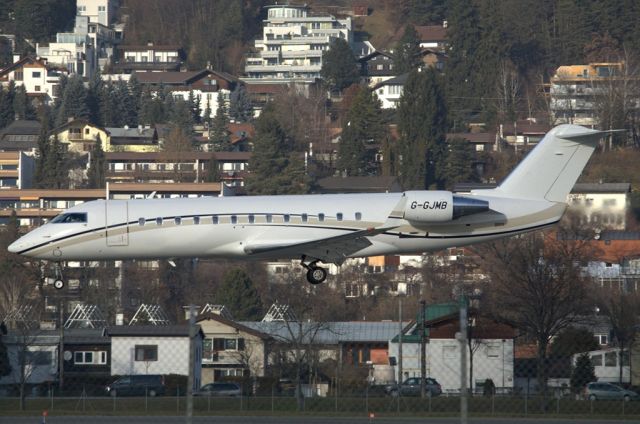 Canadair Regional Jet CRJ-200 (G-GJMB)